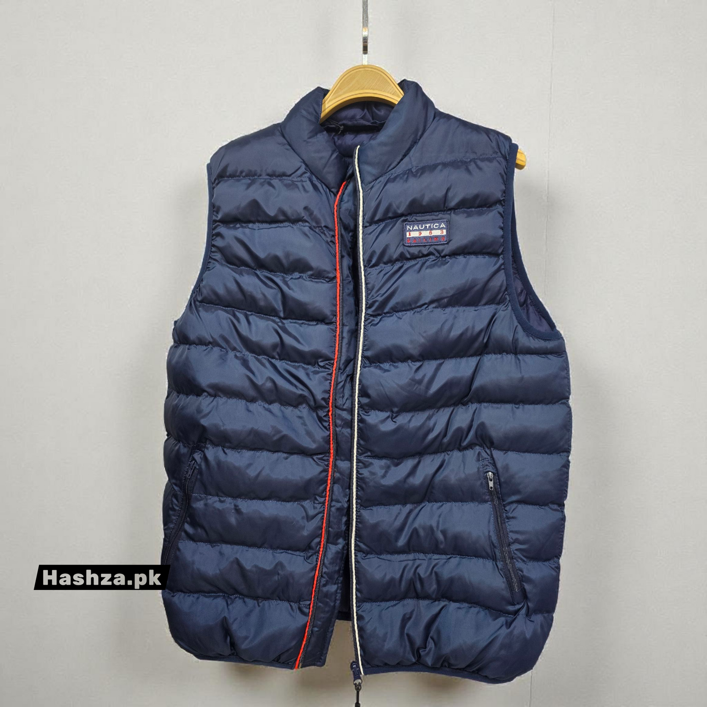 Sleeveless Puffer Jacket For Men