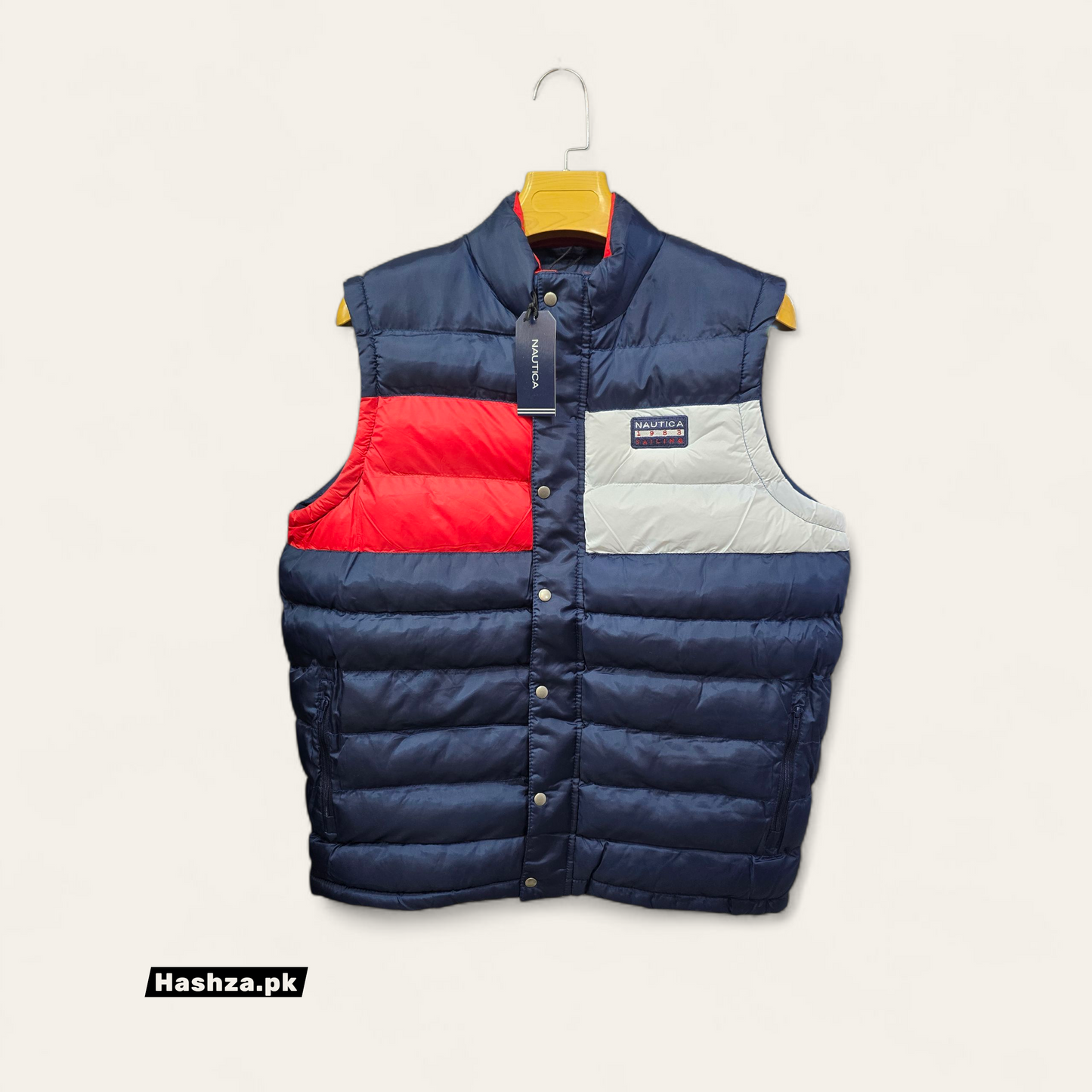 Sleeveless Puffer Jacket For Men